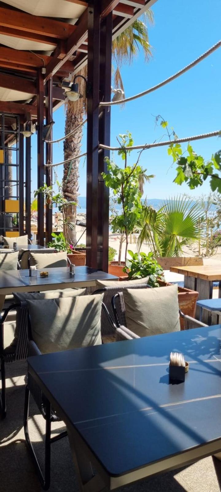 Hotel Gala Split โปดสตรานา ภายนอก รูปภาพ